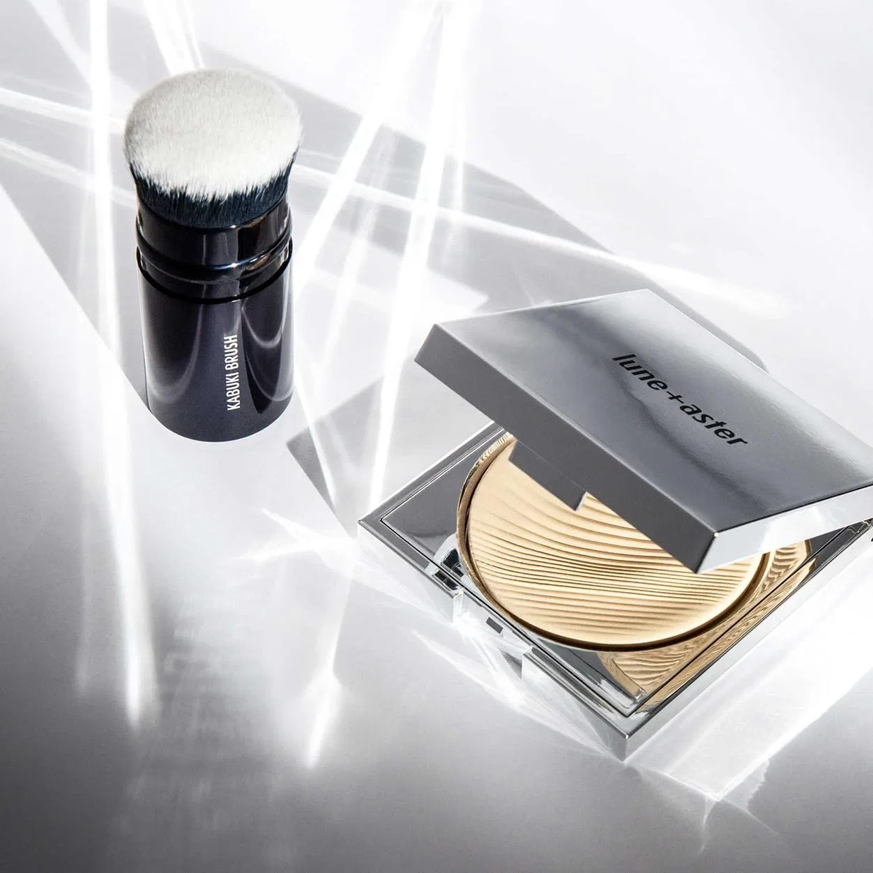 Пудра компактная матирующая Lune+Aster Superstar Translucent Press Powder — фото 4