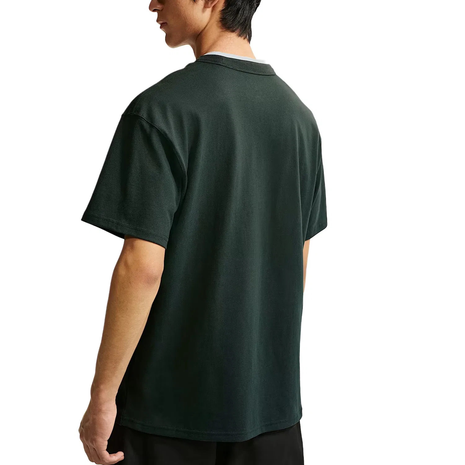 Футболка Sportswear Premium Essentials мужская Nike, Black Cloud Green — фото 3