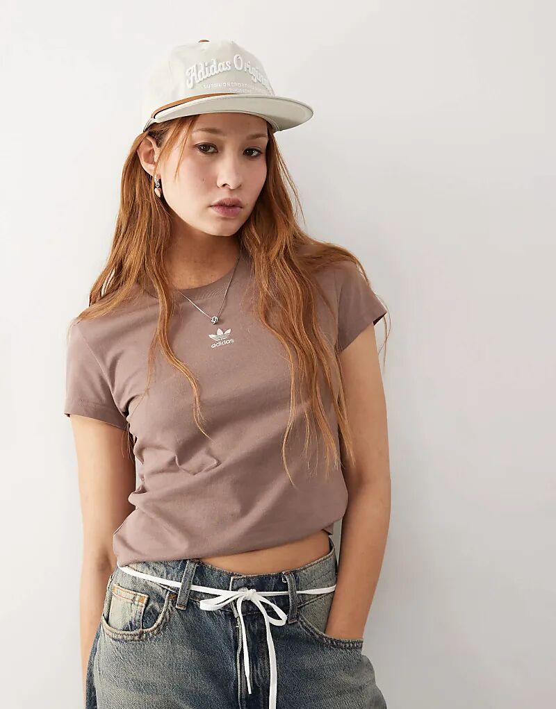 

Футболка Essentials Slim коричневого цвета adidas Originals