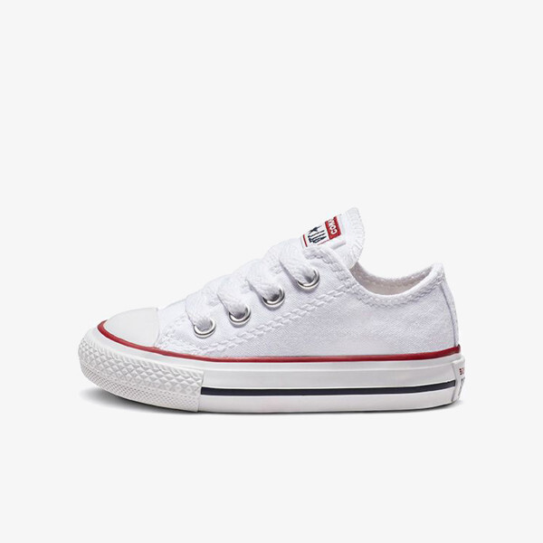 

Чак Тейлор в роли кроссовок Core Converse, белый