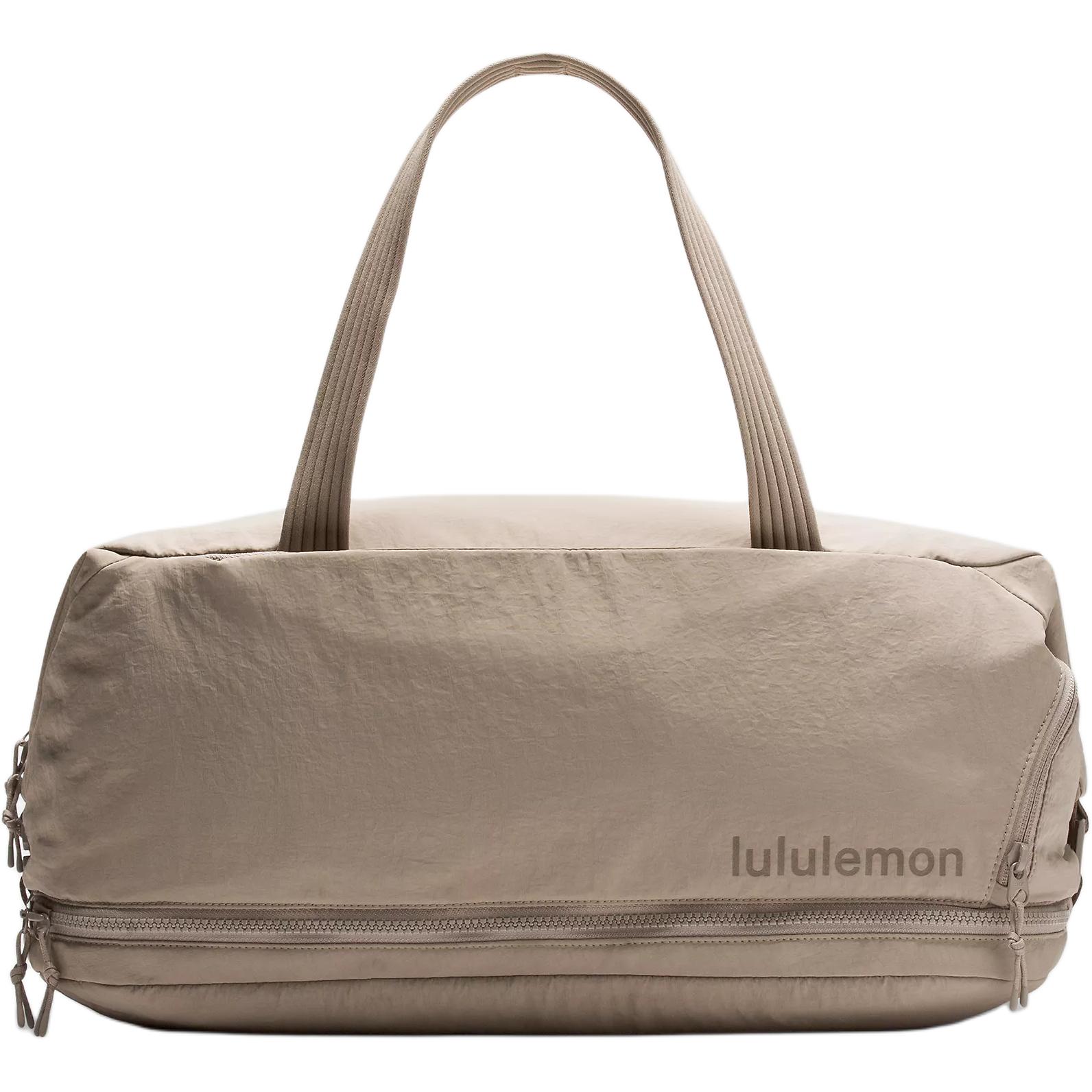 

Lululemon 30-литровый нейлоновый дорожный рюкзак унисекс теплый серый, Warm Gray