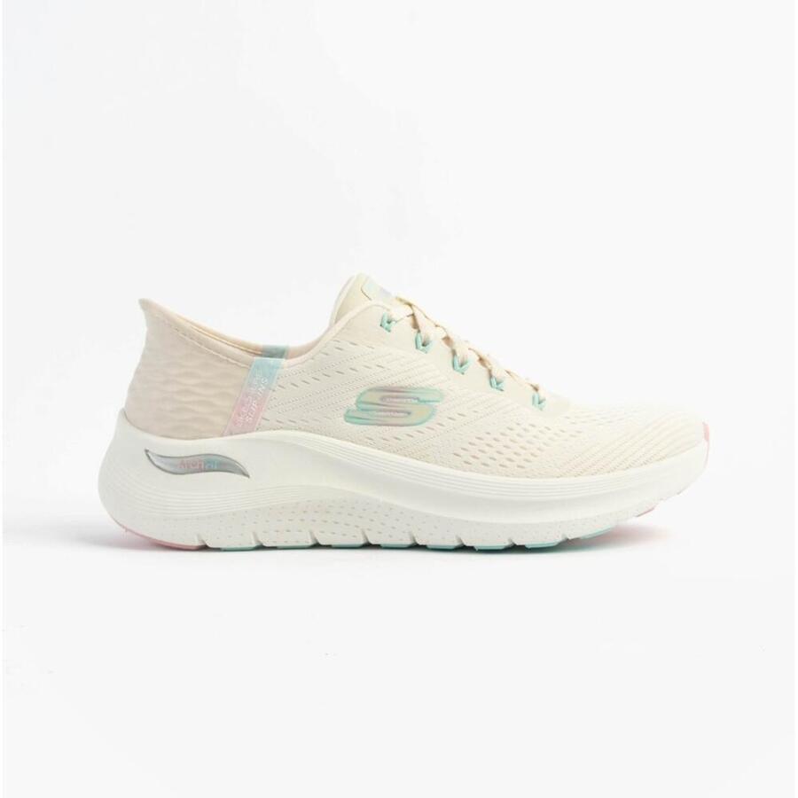Женские кроссовки Skechers Slip-ins Arch Fit 2.0 Easy Chic бежевого цвета