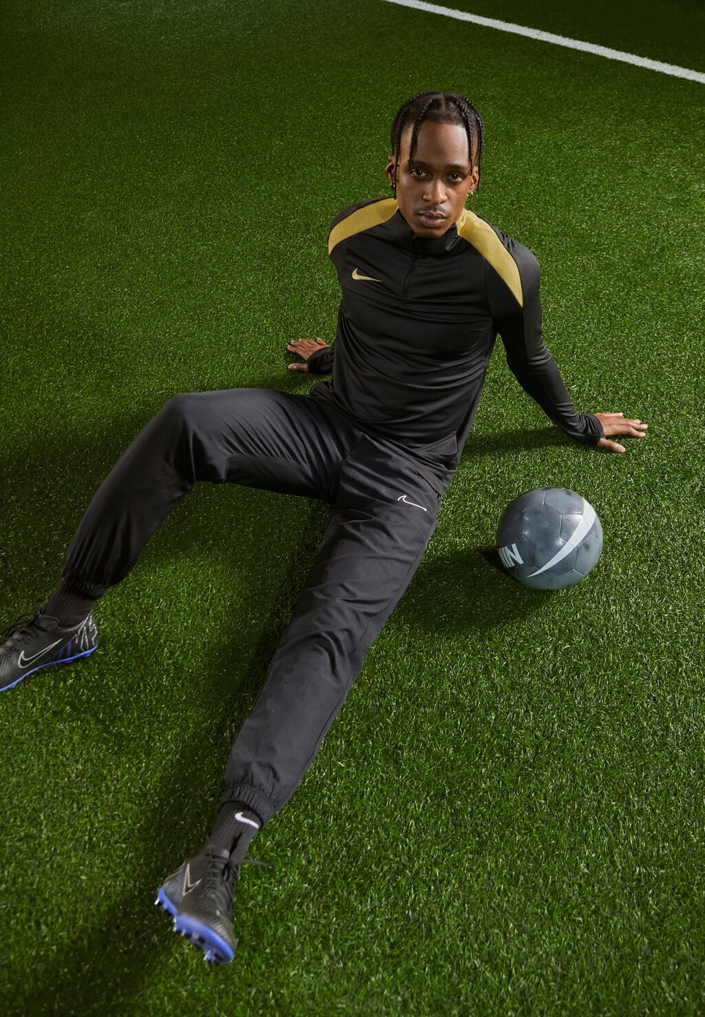 

Рубашка с длинным рукавом STRIKE DRILL Nike, цвет black/gold/metallic gold