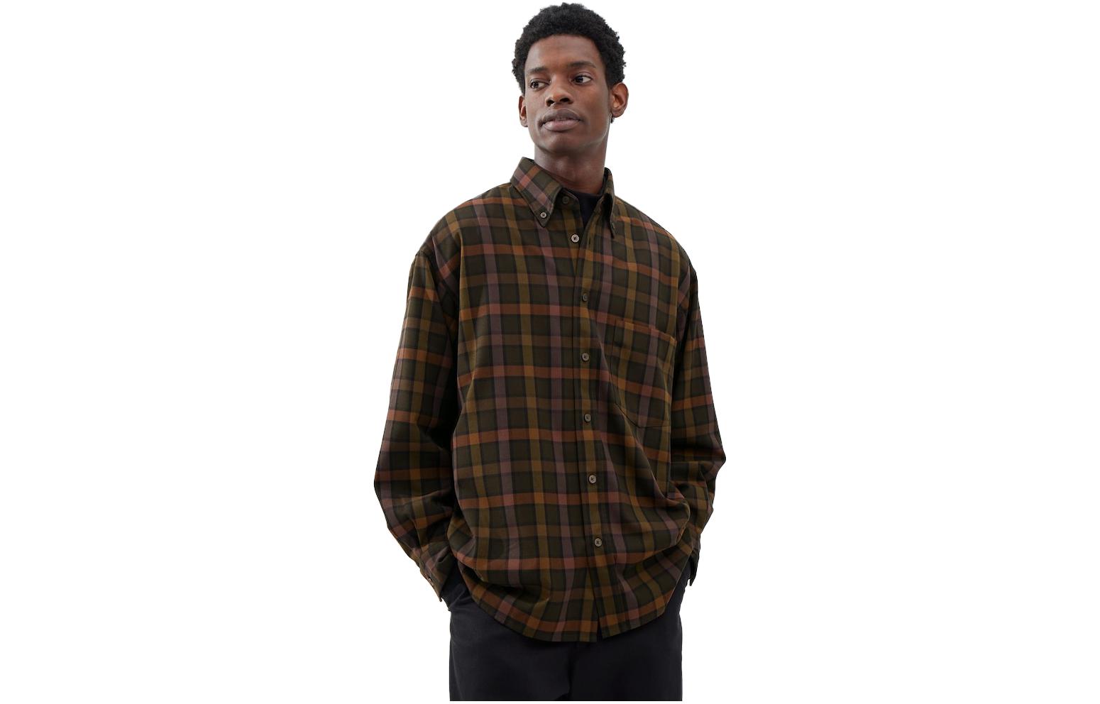 

Футболка U Series FW23 мужская тёмно-коричневая UNIQLO, тёмная умбра
