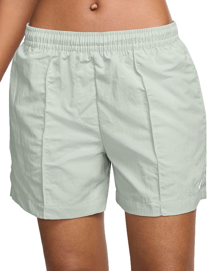 

Экспресс-сухие шорты с водоотталкивающим покрытием Mid Rise 5" Nike, зеленый