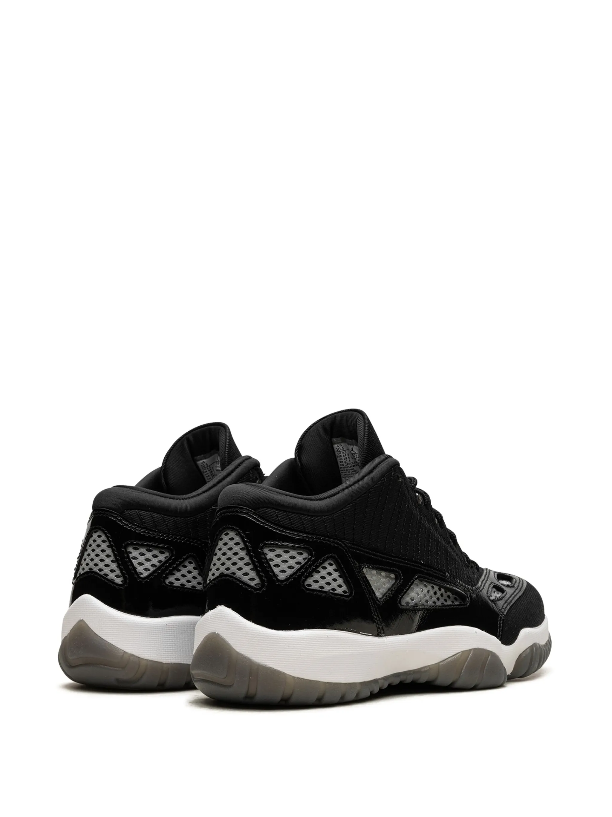 Кроссовки Air Jordan 11 Low IE Black/White, черный — фото 3