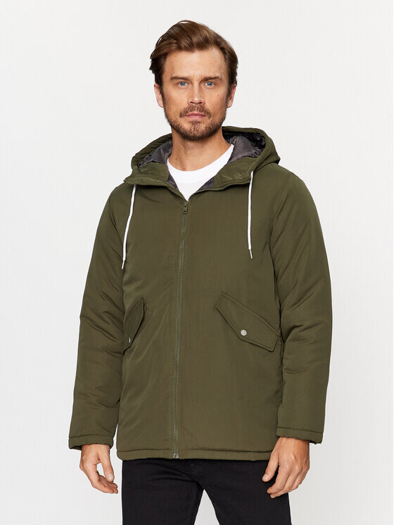 

Зимняя куртка стандартного кроя Jack&Jones, зеленый
