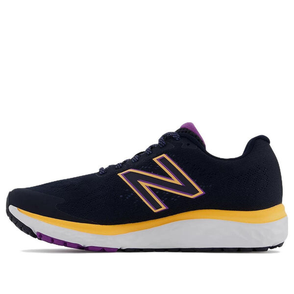 Кроссовки свежая пена 680 v7 New Balance, черный