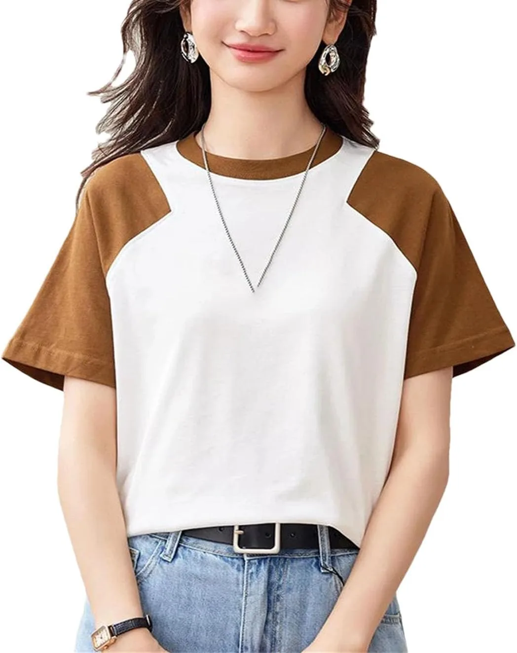 

Женская футболка с круглым вырезом и контрастным цветом