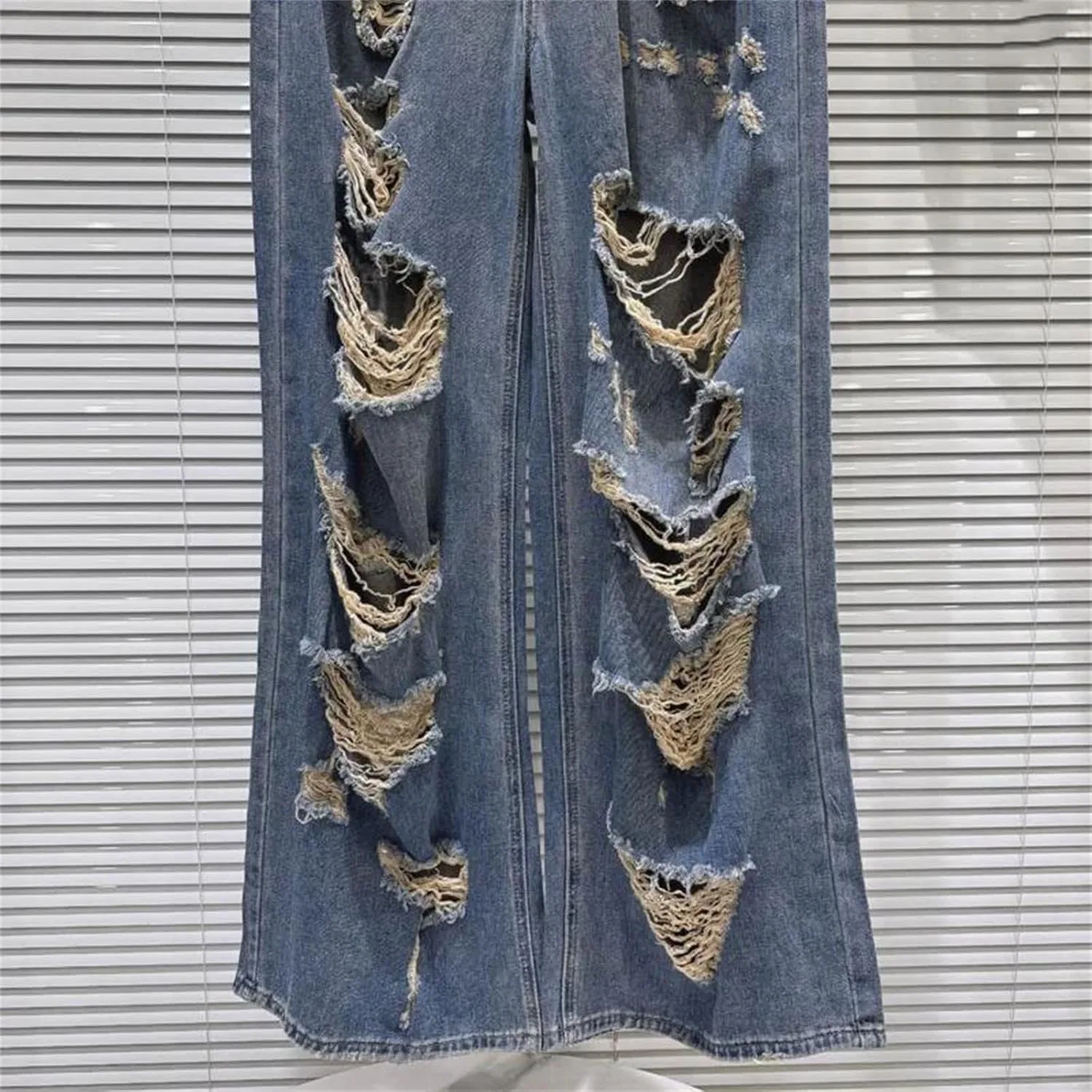 Джинсы с завышенной талией, потертые, Navy Blue — фото 2
