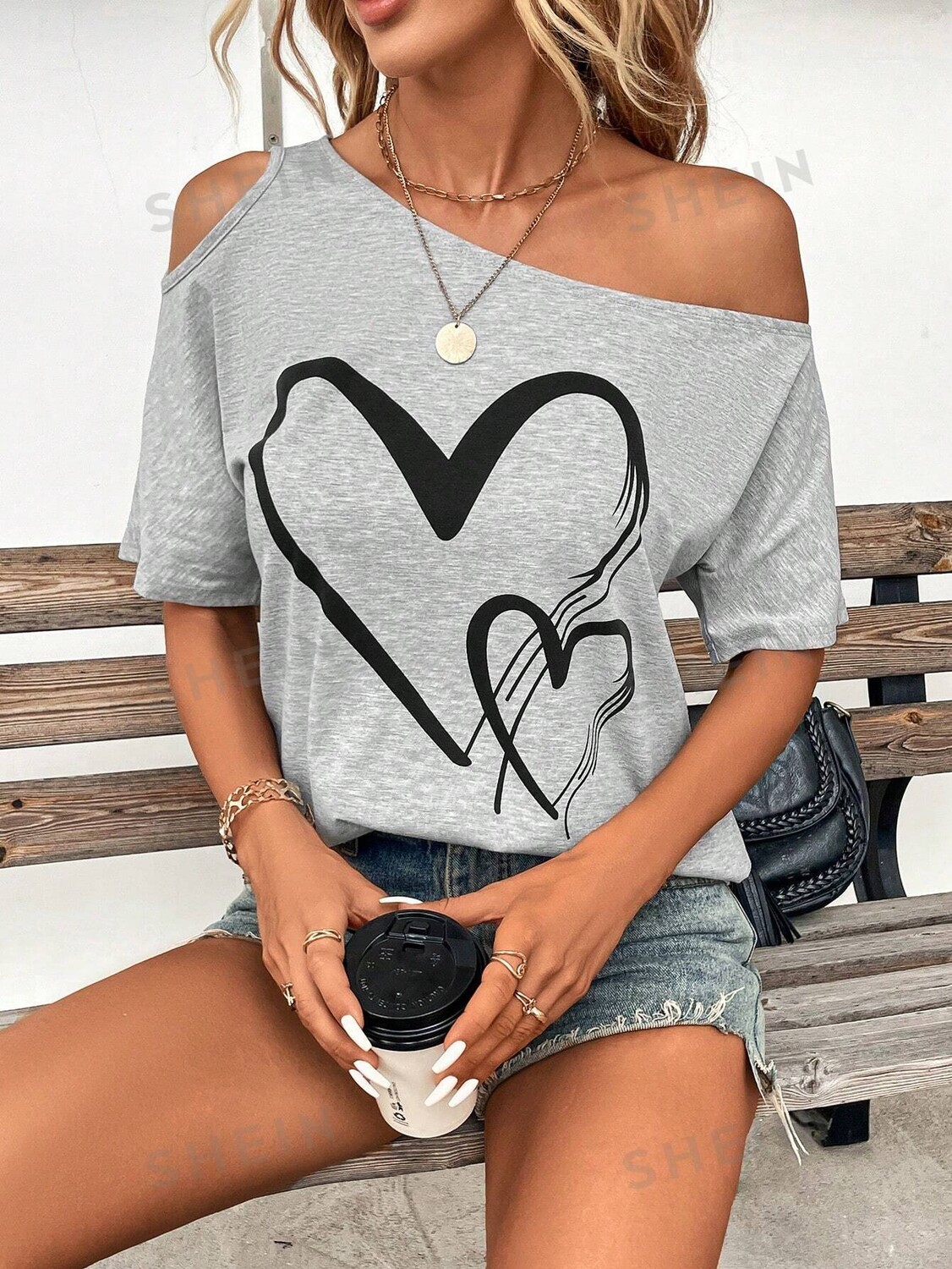 

Футболка женская Shein Clasi с принтом Love Heart, серый