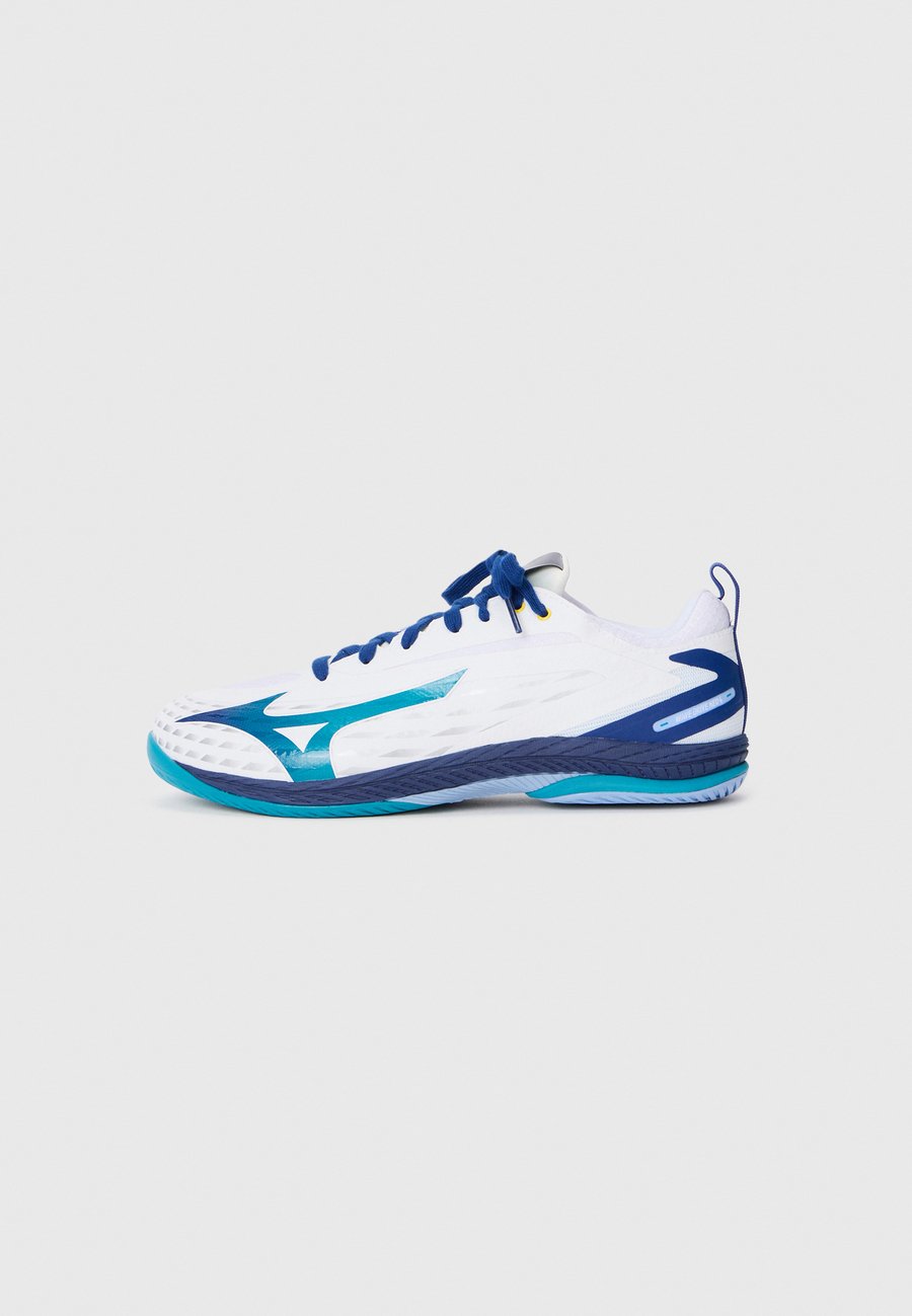 

Кроссовки Mizuno WAVE DRIVE NEO 4, White/Blue/White