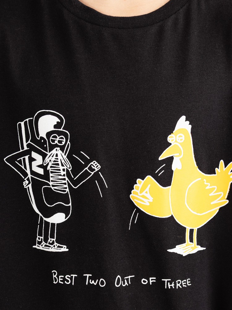 Футболка New Balance Chicken Or Newbie Graphic Kids T-Shirt, nb caviar — фото 4