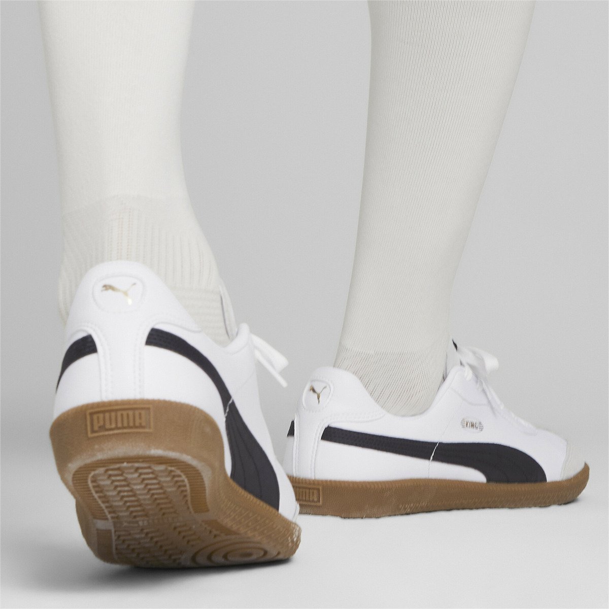 Мужские тренировочные футбольные бутсы KING 21 IT PUMA, Puma White-Puma — фото 2