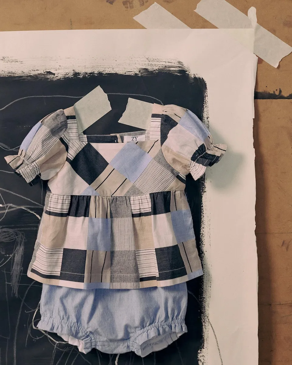 

Комплект для девочки с коротким рукавом бежевого цвета Zippy