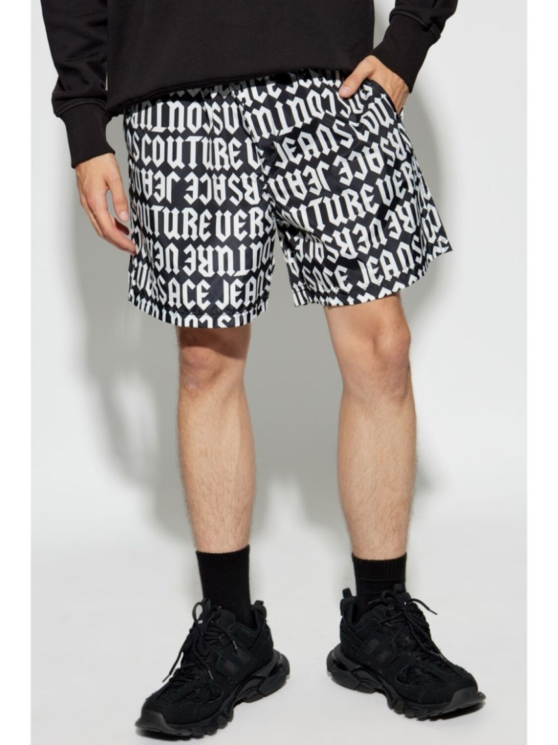 

Versace Jeans Couture шорты с логотипом, черный