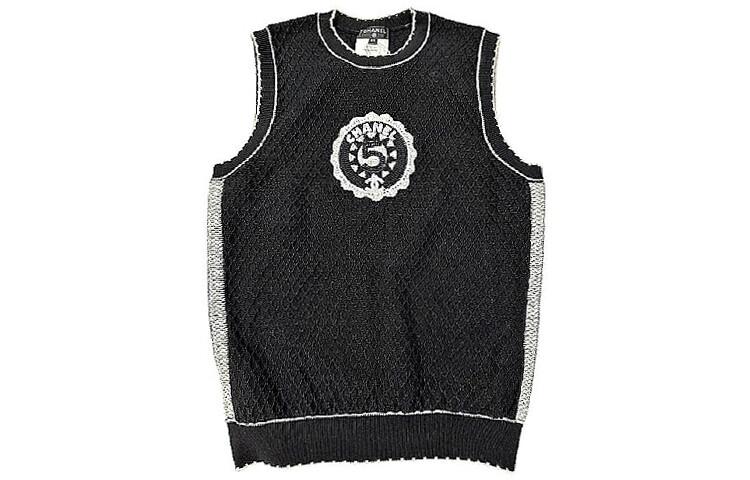 

Жилет женский черный Chanel