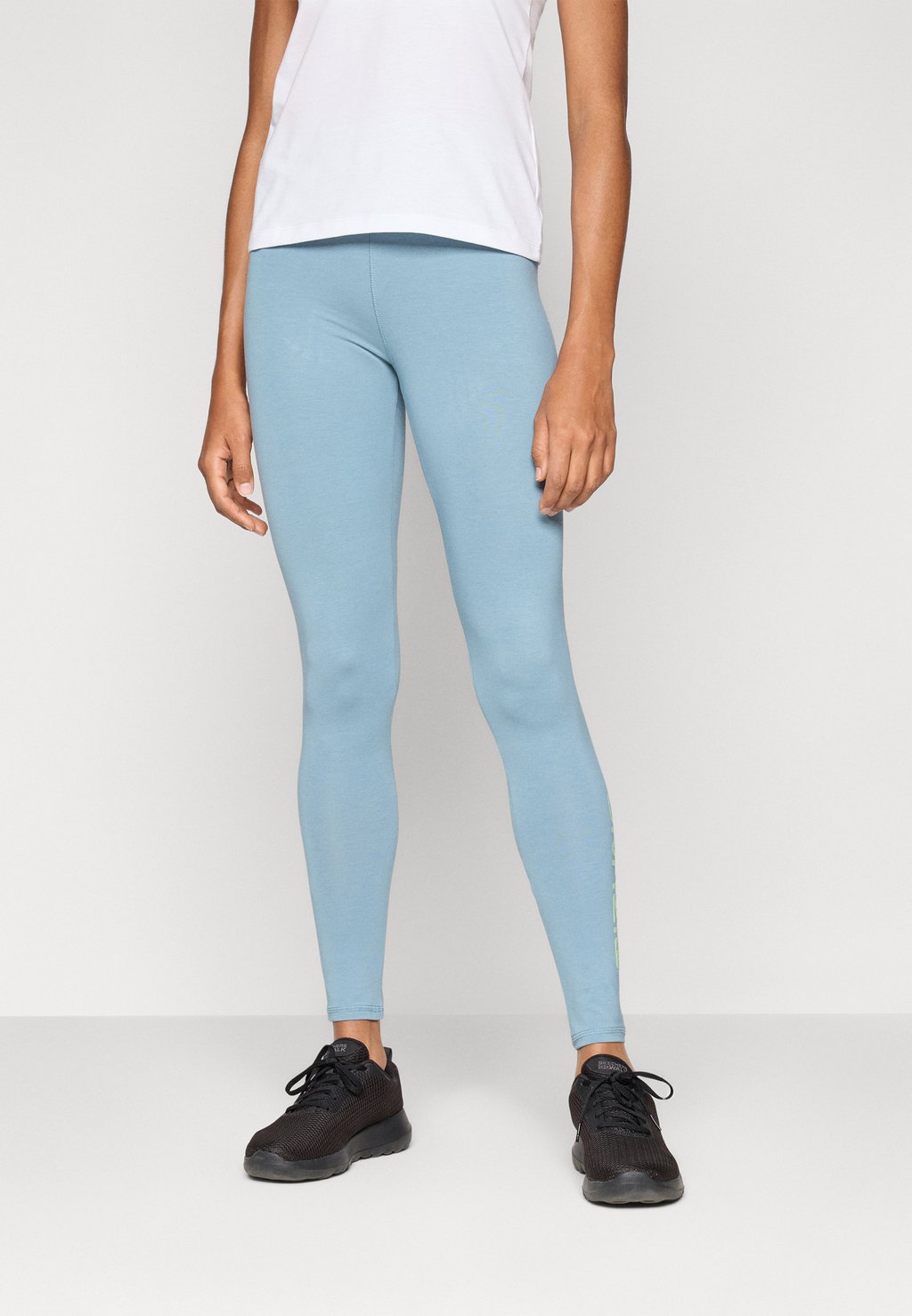 

Леггинсы ATHLETICS LEGGING Mizuno, светло-зеленый
