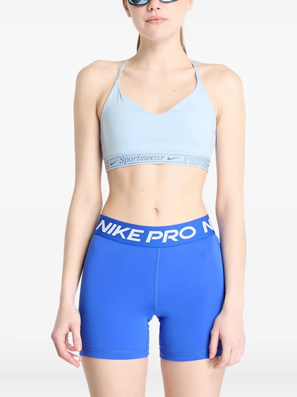 

Спортивный бюстгальтер с дутыми чашками Nike, синий