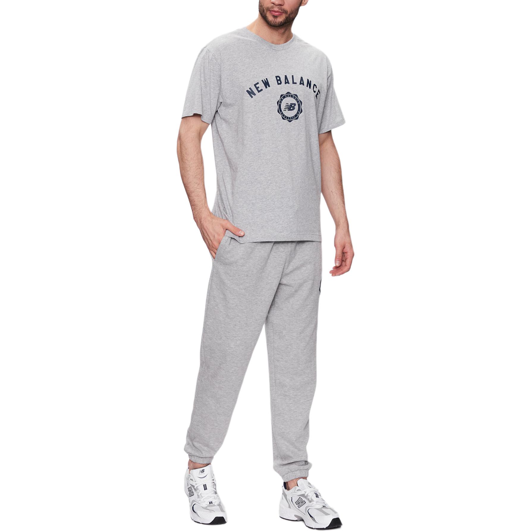 

Сезонная спортивная футболка мужская серая New Balance