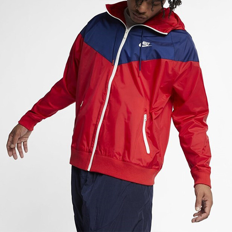Куртка мужская Vivd Red/Bliss Blue/Обувь белая Nike, красный/голубой/белый — фото 3
