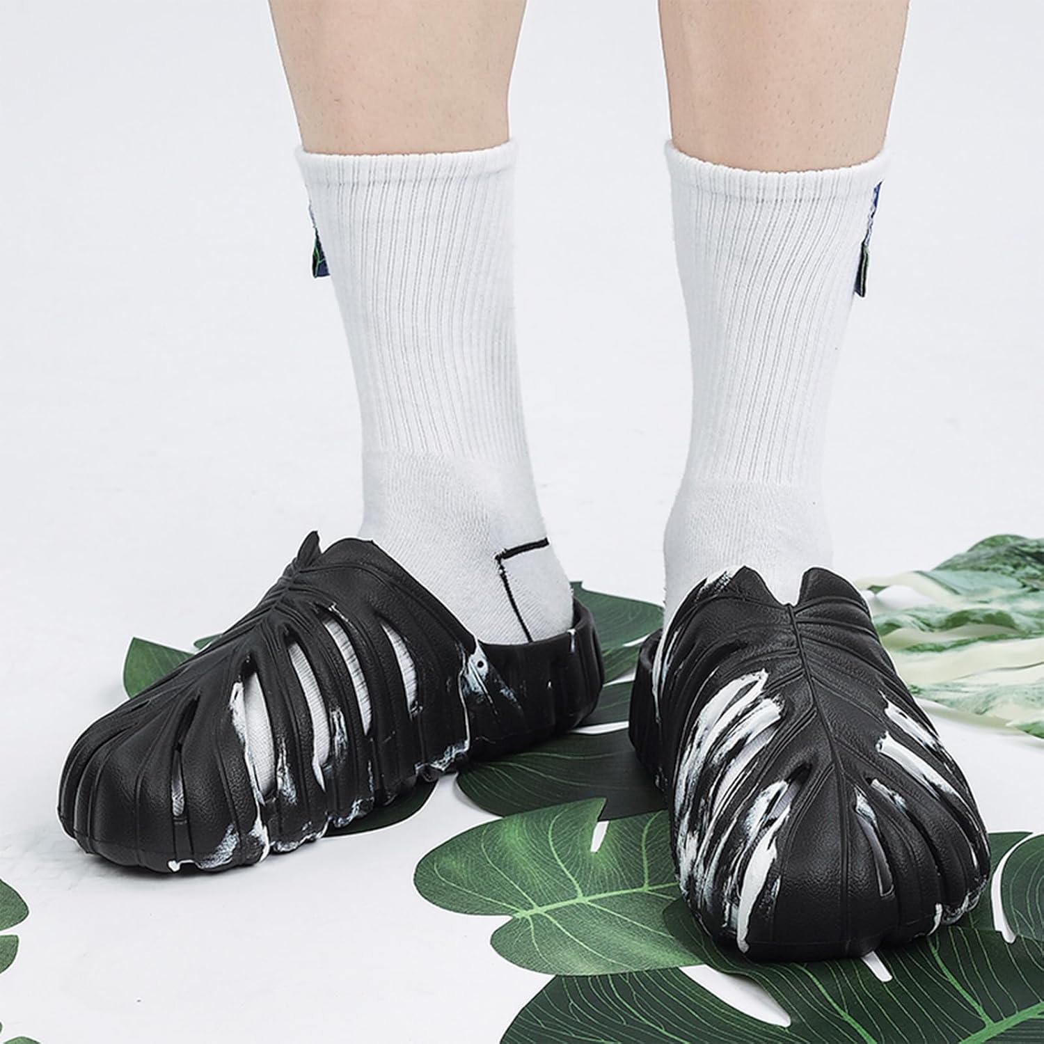 Тапочки Optigard Monstera для женщин и мужчин, толстая подошва из ЭВА, мягкие тапочки Monstera, нескользящие, быстросохнущие, дышащие пляжные шлепанцы Monstera, черный — фото 3