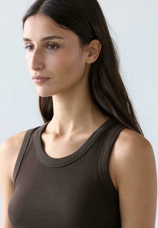 Футболка с коротким рукавом и контрастными деталями Massimo Dutti, Dark Brown — фото 3