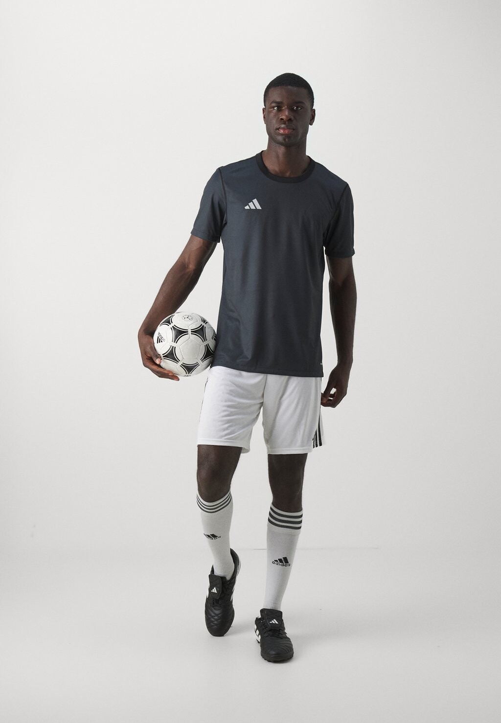 

Спортивная футболка REVERSIBLE 24 adidas Performance, цвет black/team light grey