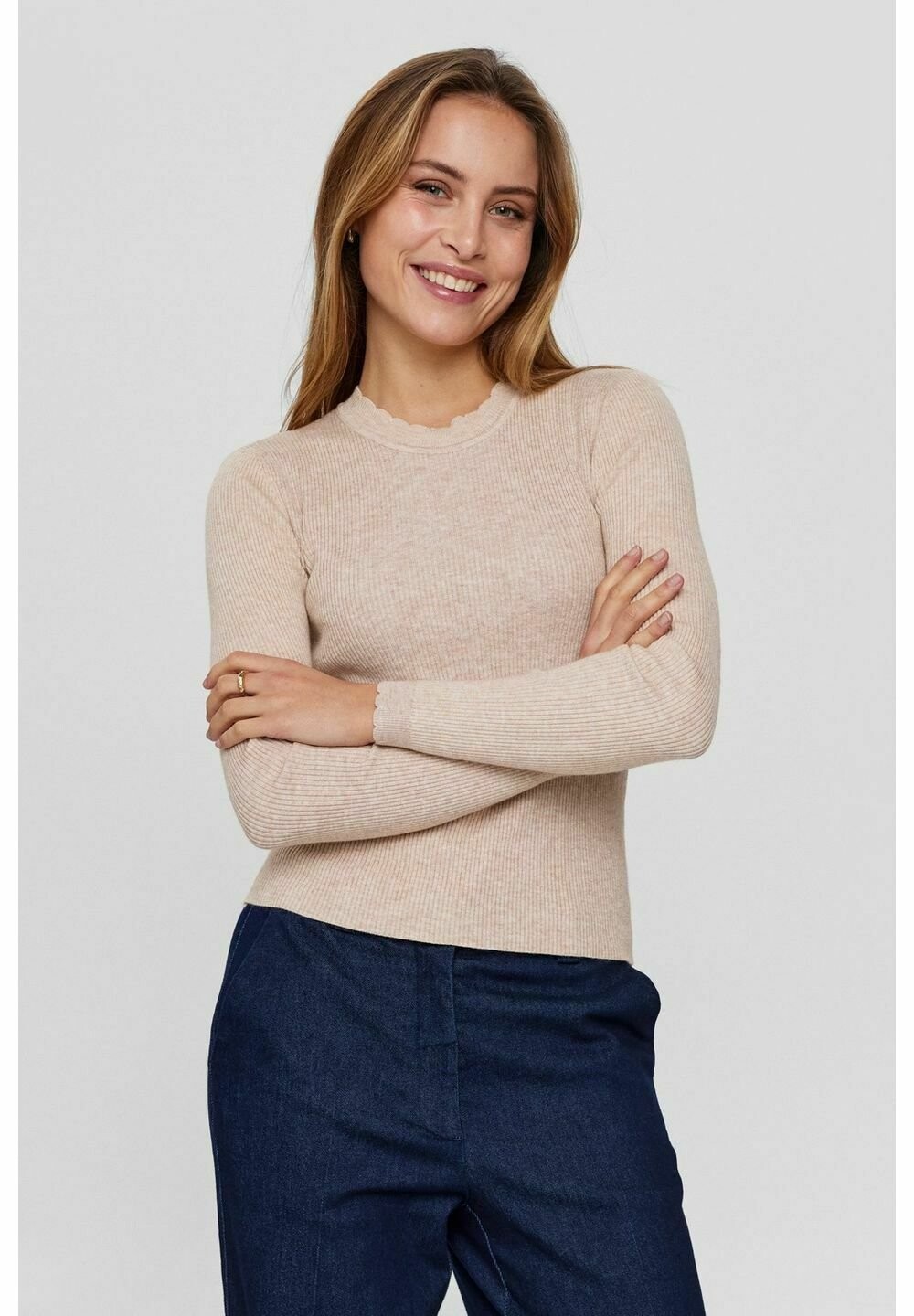 

Вязаный свитер NUROA O-NECK Nümph, цвет sesame melange