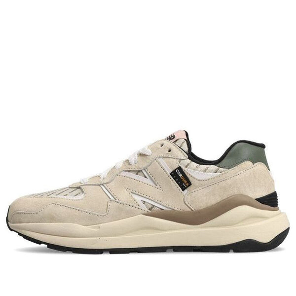 

Кроссовки 57 40 New Balance, серый
