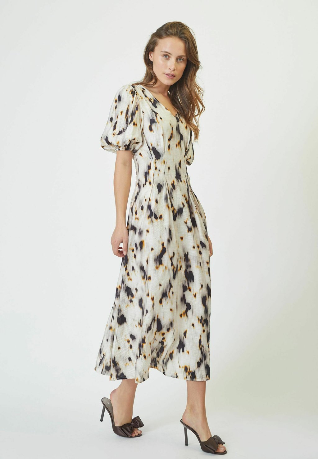 

Повседневное платье ELISACC PLEAT DRESS Co'couture, белый