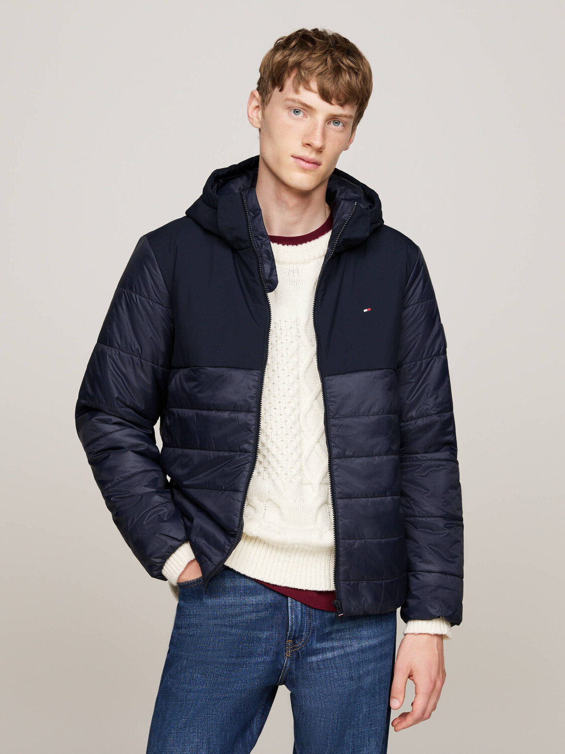 

Куртка Tommy Hilfiger Regular Fit, темно-синий