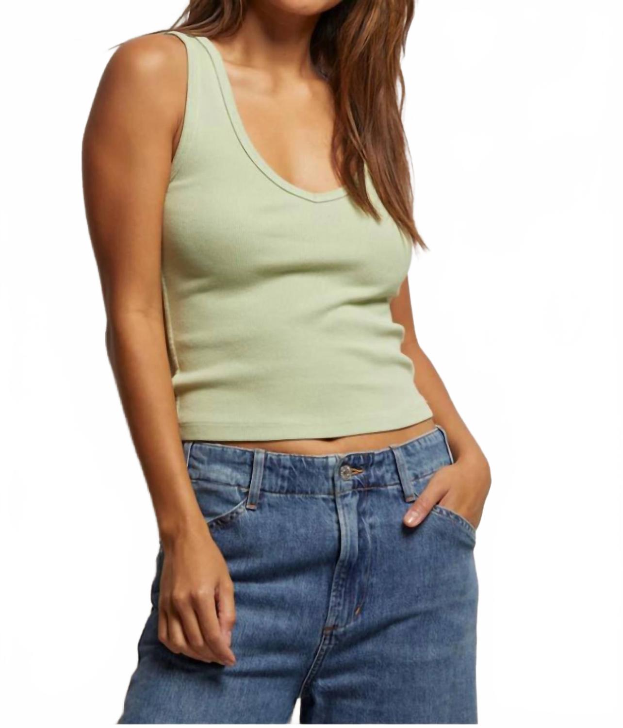 

Мария топ с рельефными рубчиками фисташковый PERFECTWHITETEE, Pistachio