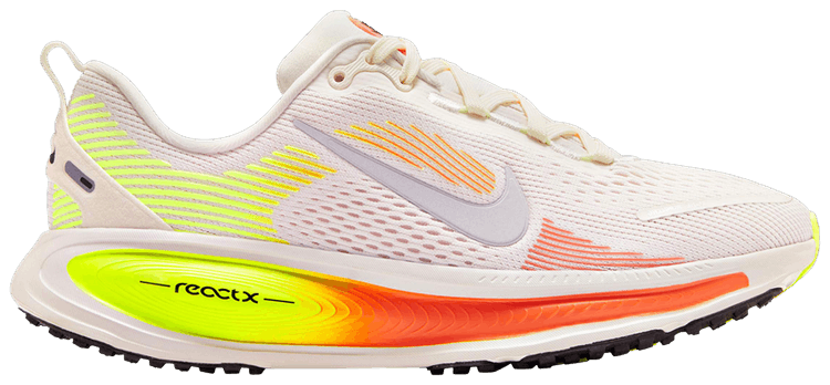 

Кроссовки Nike Vomero 18 GS 'Phantom Hyper Crimson', кремовый