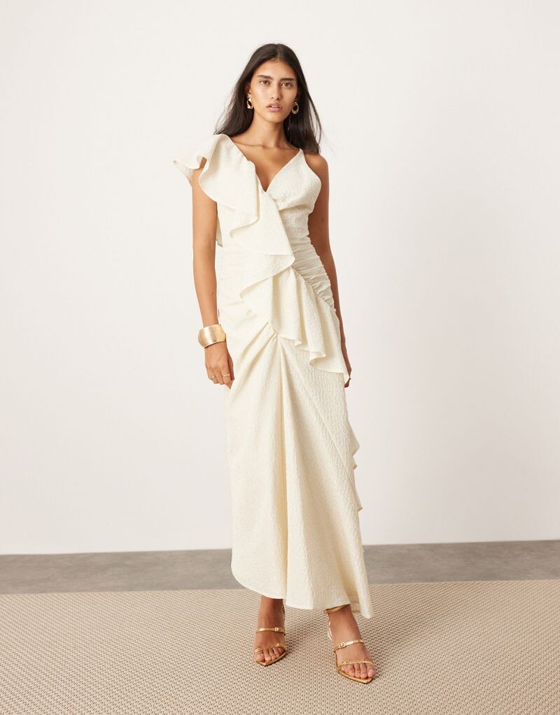 

Текстурное платье макси с асимметричными оборками ASOS EDITION