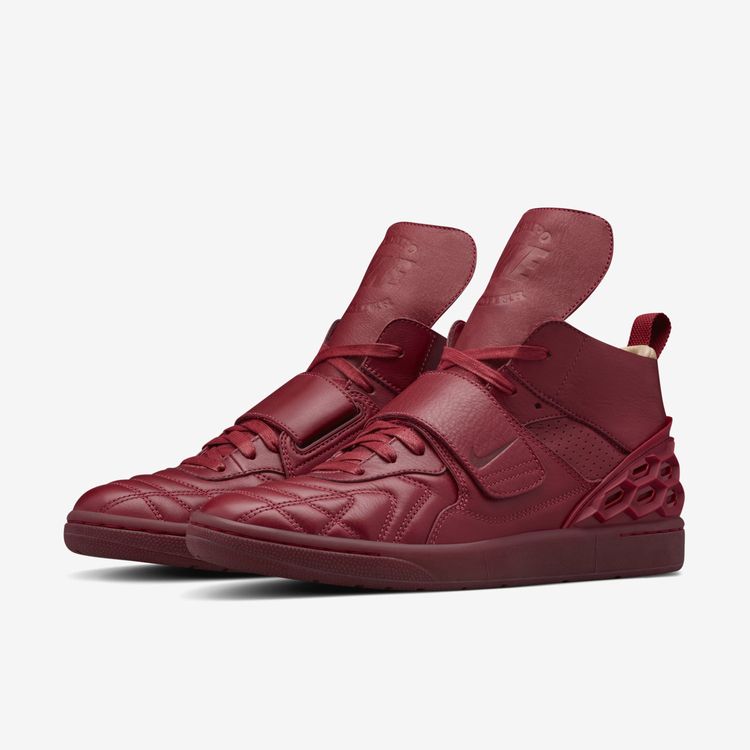 

Кроссовки NikeLab Tiempo Vetta, красный