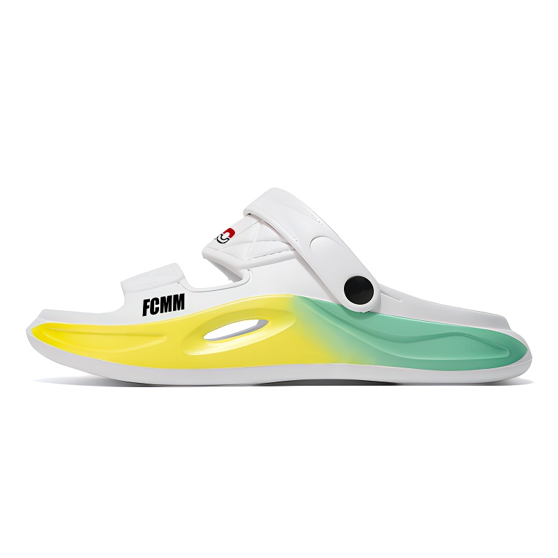 

Детские сандалии FCMM, белый