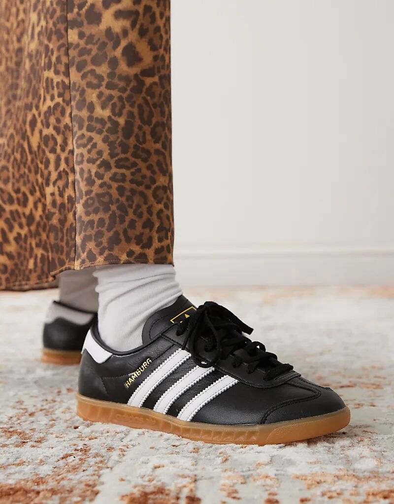 

Кроссовки adidas Originals Hamburg черного и белого цветов