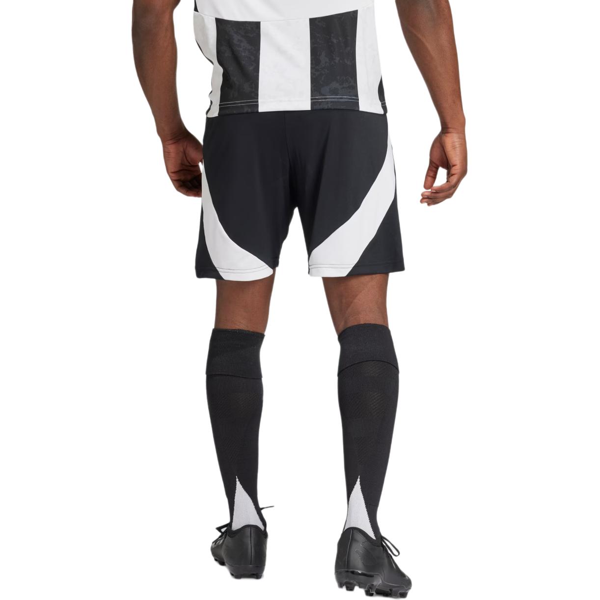 Бесплатная доставка с AdiClub Домашние шорты Juventus 24/25 Adidas, черно-белые — фото 3