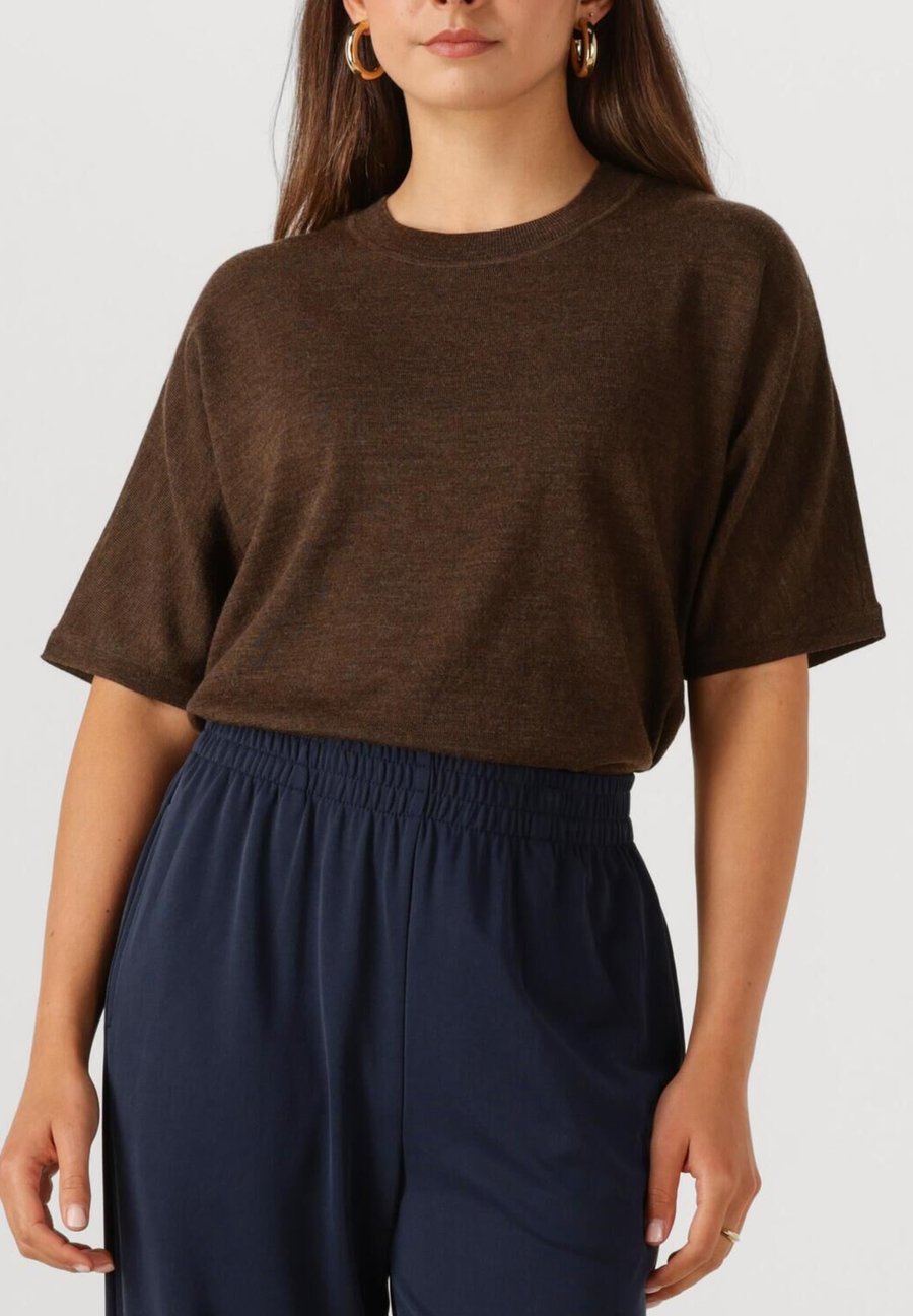 

Футболка Coster Copenhagen Basic T-shirt, Slate Black/Brown