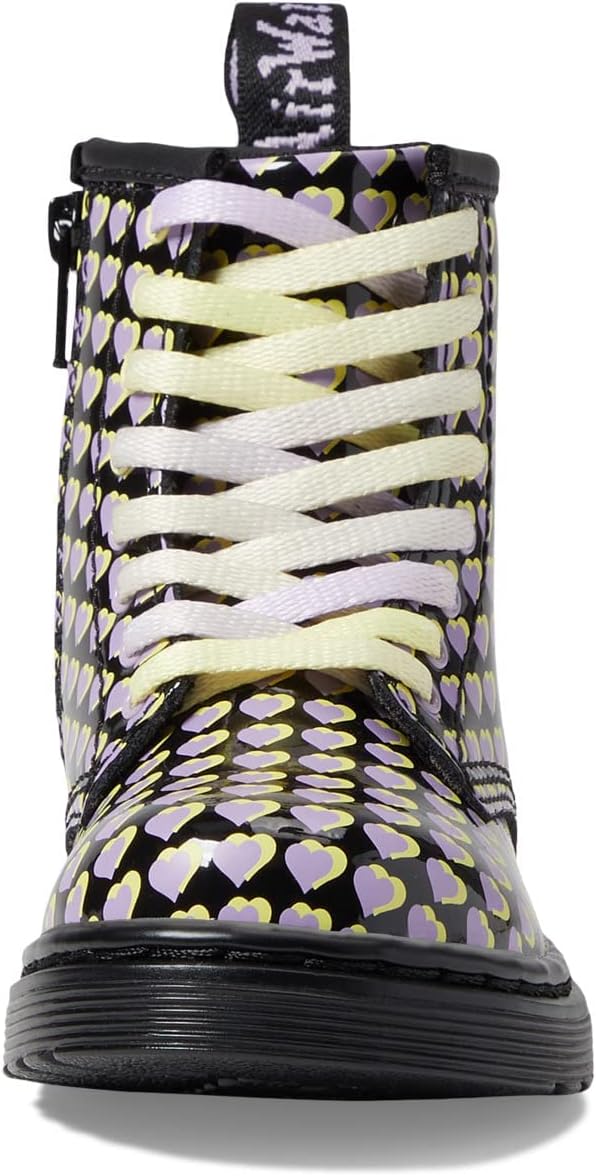 Ботинки Dr. Martens Unisex-Child 1460 Lace Up Fashion Boots (Little Big Kid) J, Heart Overlay Patent Lamper — фото 2