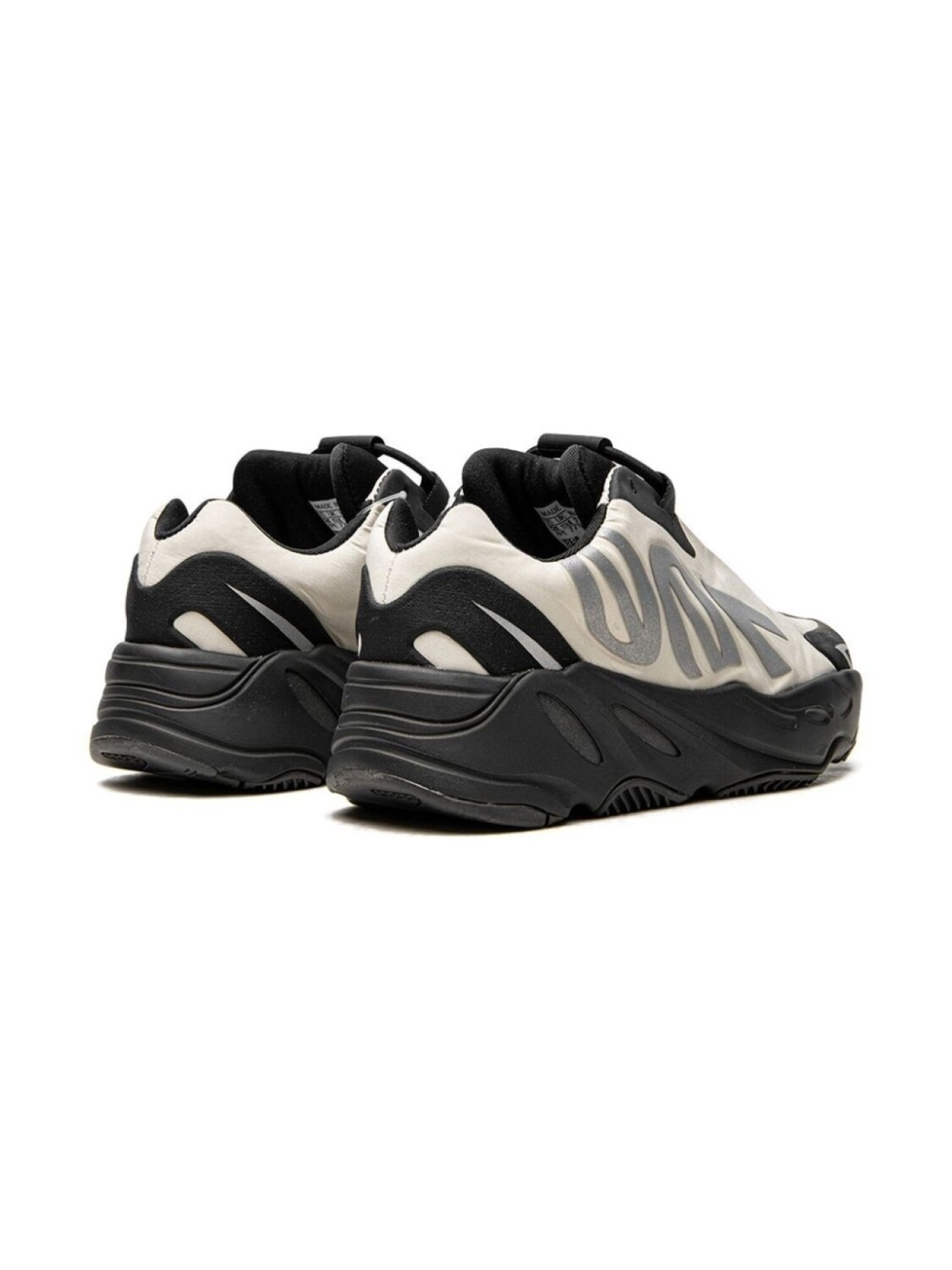 Adidas кроссовки Yeezy Boost 700 MNVN 'Bone', белый — фото 3