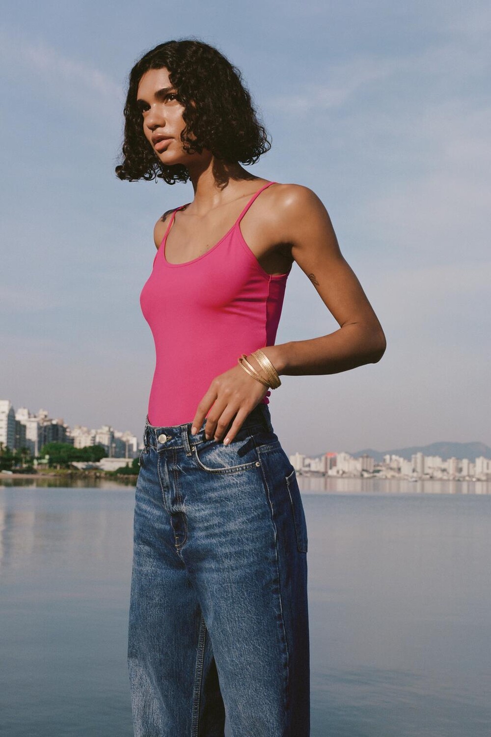 

Топ из полиамида с тонкими лестницами ZARA, фуксия