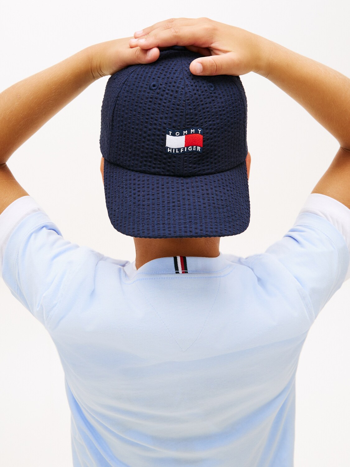 TOMMY HILFIGER Футболка 'ESSENTIAL' в светло-голубом цвете — фото 2
