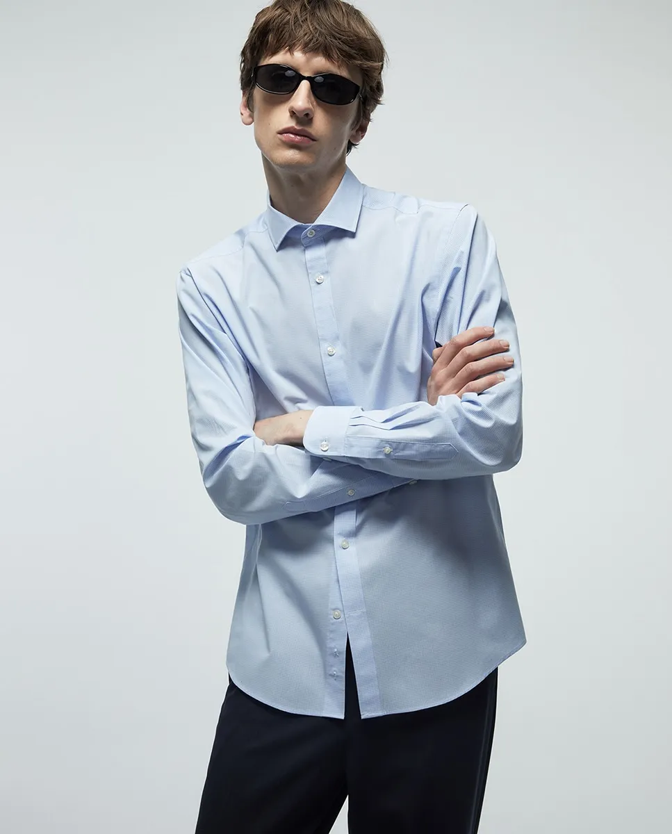 

Рубашка в микро-клетку обычного кроя Sfera, светло-голубой