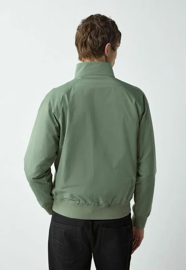 Куртка Harrington Regular Fit, водоотталкивающая, летняя, Next, цвет шалфейно-зеленый — фото 2