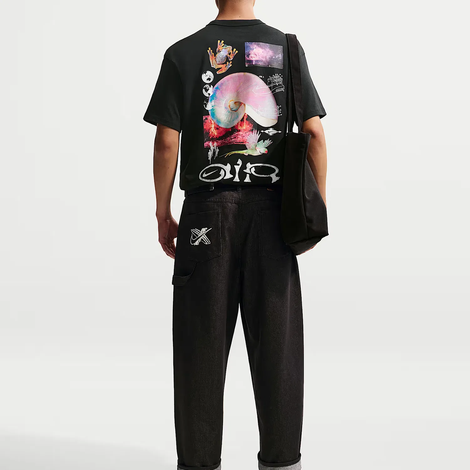 Футболка Sportswear Premium Essentials Nike, Black — фото 4