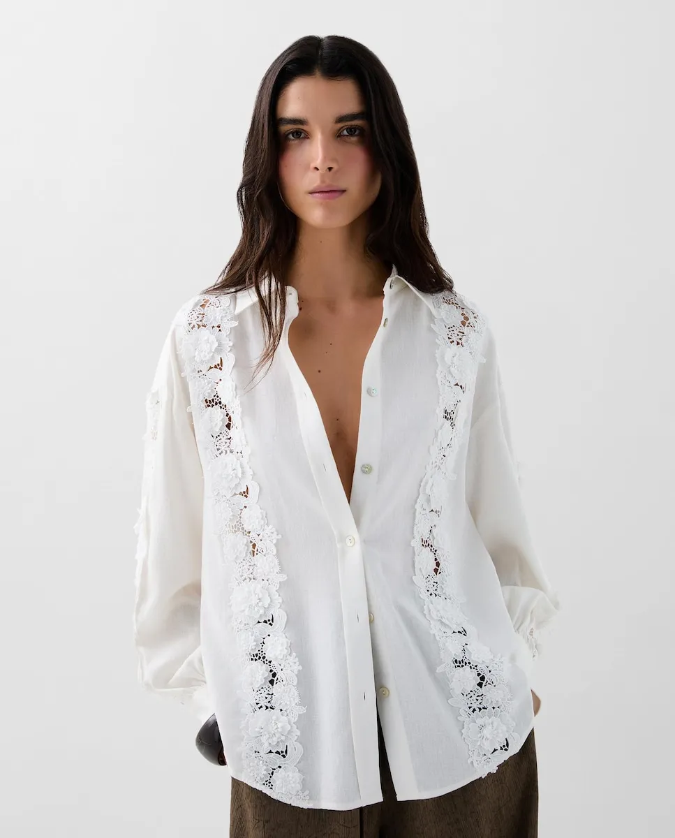 

Женская блузка классического кроя с цветочным принтом Scalpers, белый