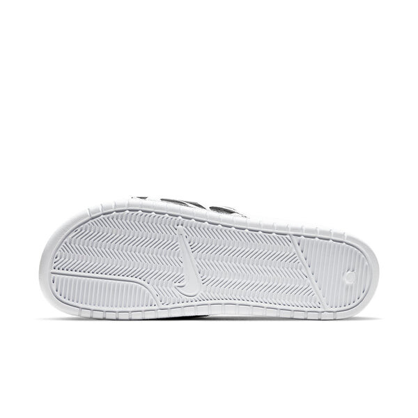 Тапочки benassi jdi print slide 'white black swoosh' Nike, белый — фото 4