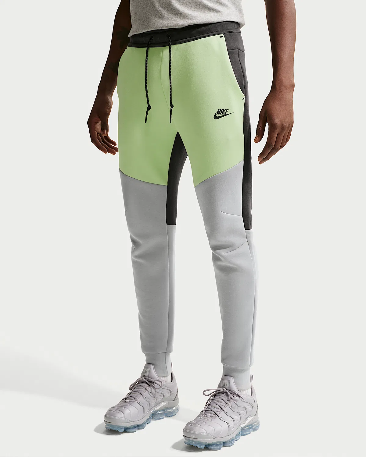 Мужские флисовые джоггеры Nike Tech, Light Liquid Lime/Anthracite/Light Smoke Grey/Black — фото 2
